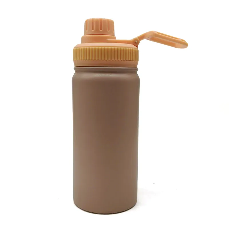 Изолированная бутылка для воды